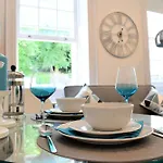 Berkeley Square Pads Appartement *