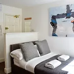 Berkeley Square Pads * Bristol
