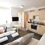 Berkeley Square Pads