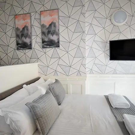 Berkeley Square Pads Апартаменты Бристоль