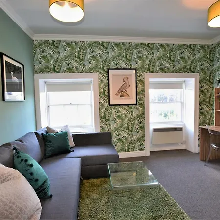 Berkeley Square Pads Bristol