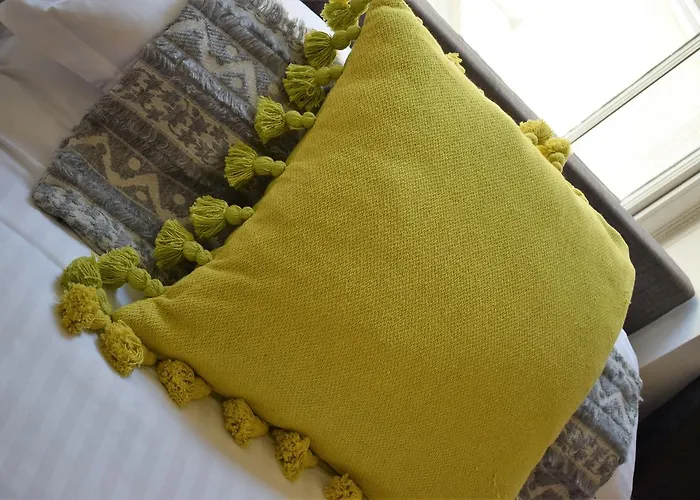 Berkeley Square Pads