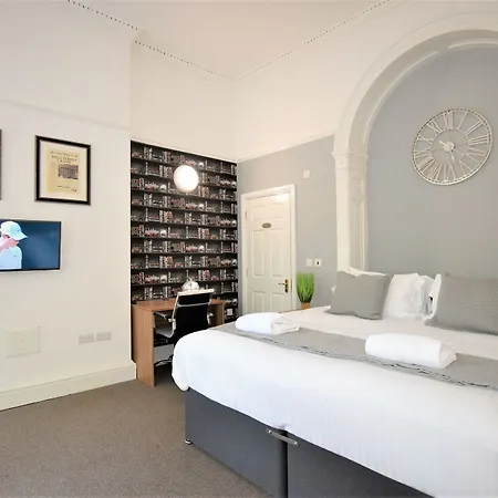 Berkeley Square Pads *