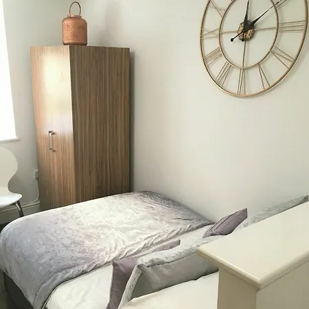 Berkeley Square Pads