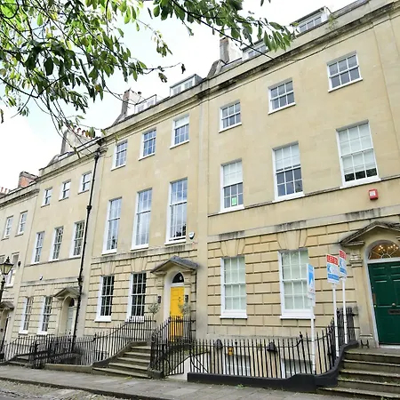 شقة Berkeley Square Pads *