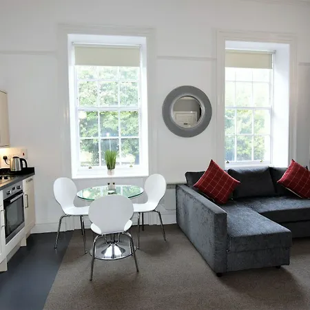 Berkeley Square Pads Apartment Bristol