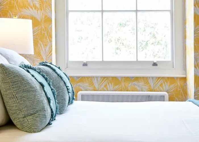 Berkeley Square Pads 公寓