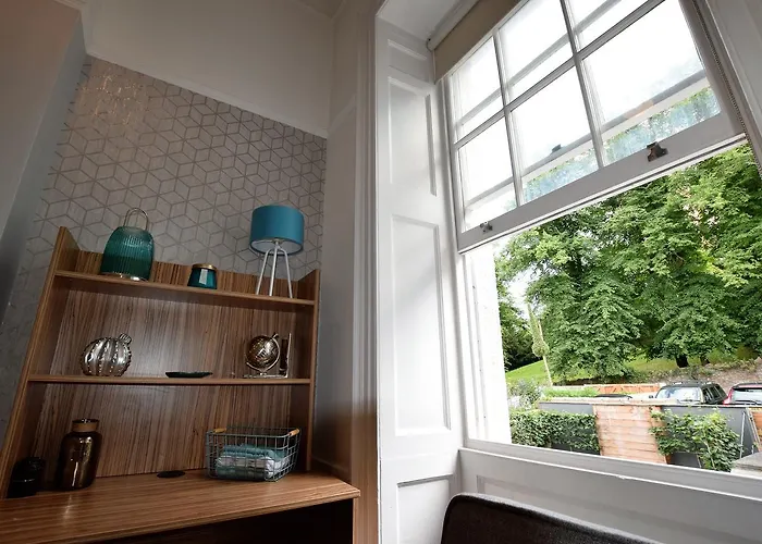 Berkeley Square Pads