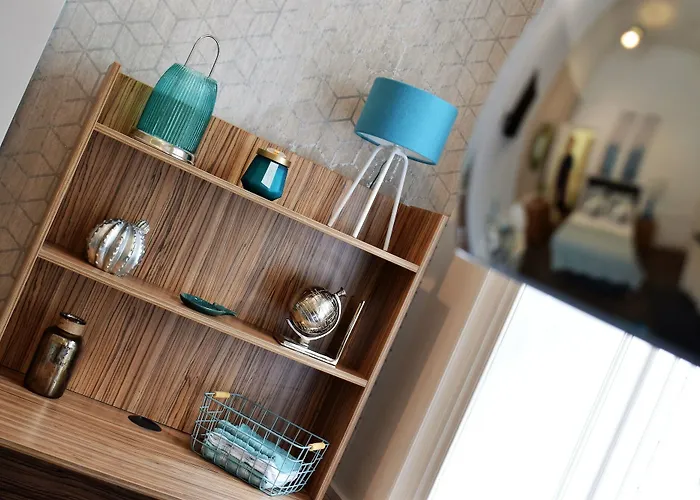 Berkeley Square Pads 布里斯托