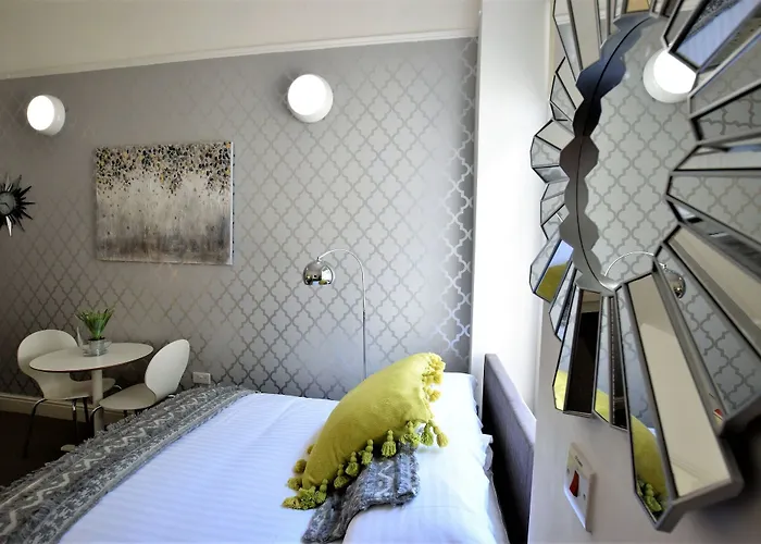 Berkeley Square Pads *