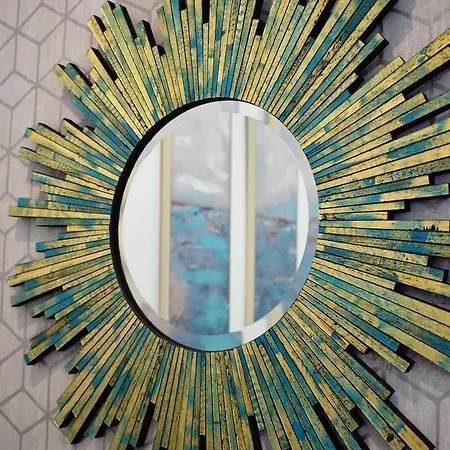 Апартаменти Berkeley Square Pads *