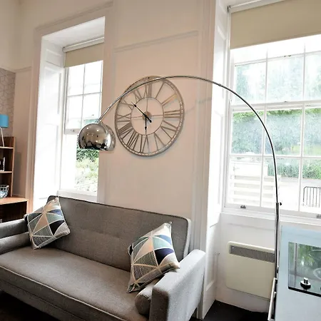 Berkeley Square Pads *