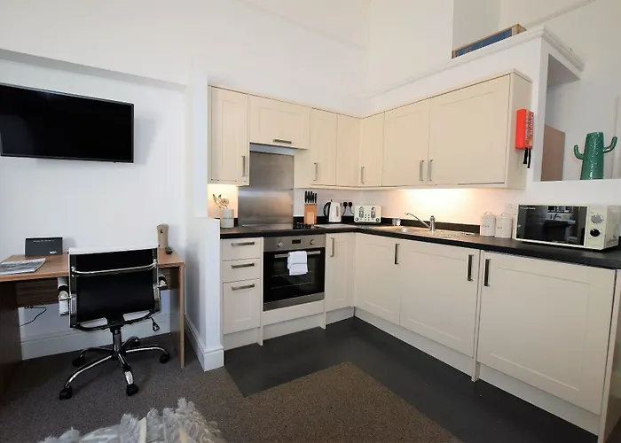 Berkeley Square Pads Апартаменти Бристоль