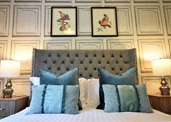 Berkeley Square Pads Апартаменти